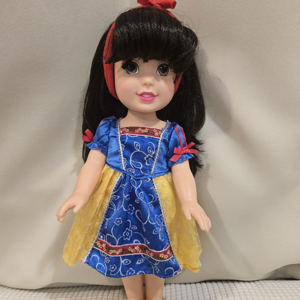My First Disney Princess Snow Whites Picnic doll